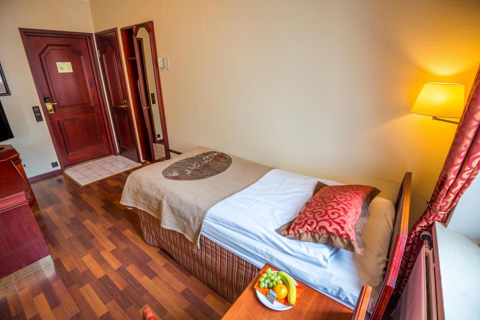 Hotel Astor Vaasa Dış mekan fotoğraf